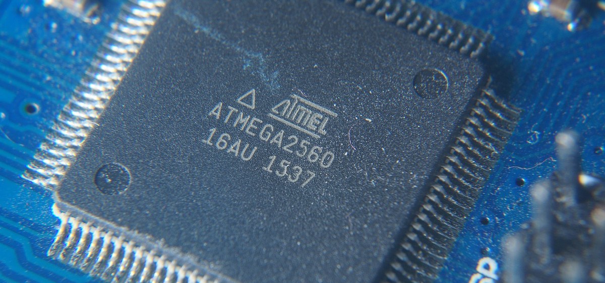 Flash eines Microcontrollers mit AVRDude auslesen und beschreiben ...